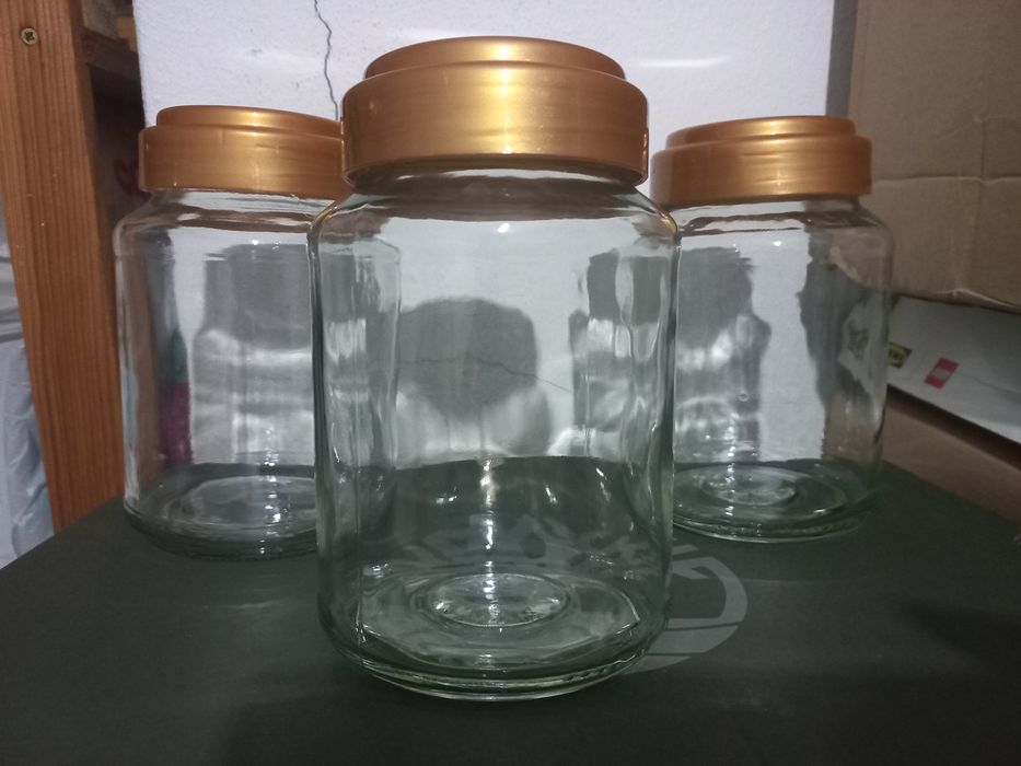 Frascos em vidro 700ml RESERVADO