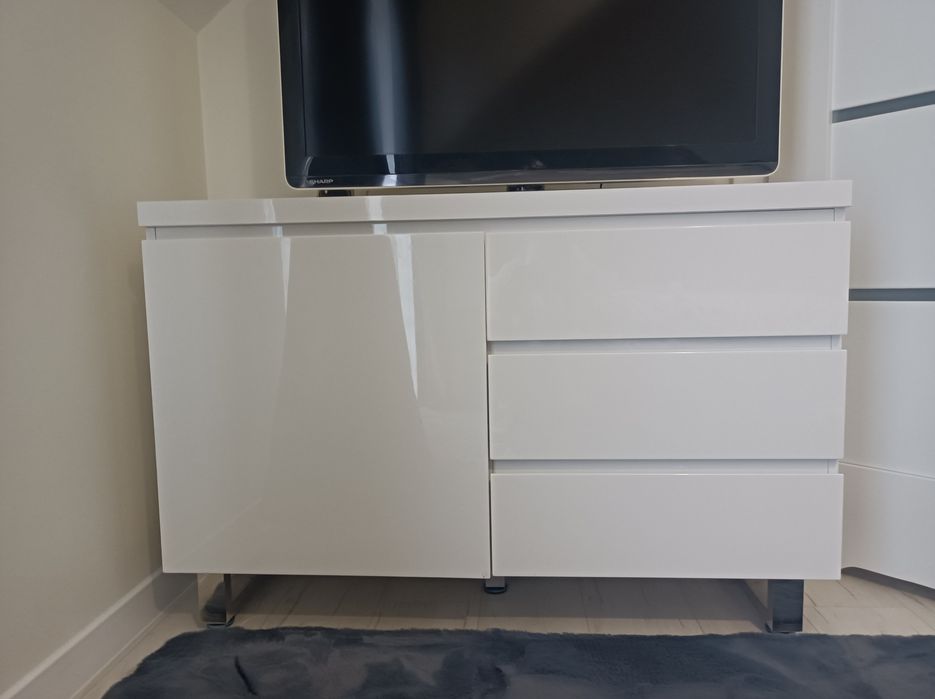 Komoda biały połysk szer. 111cm