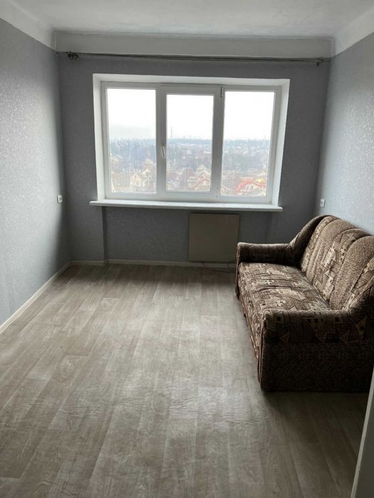 Продам 2 комнатную квартиру на Никопольской