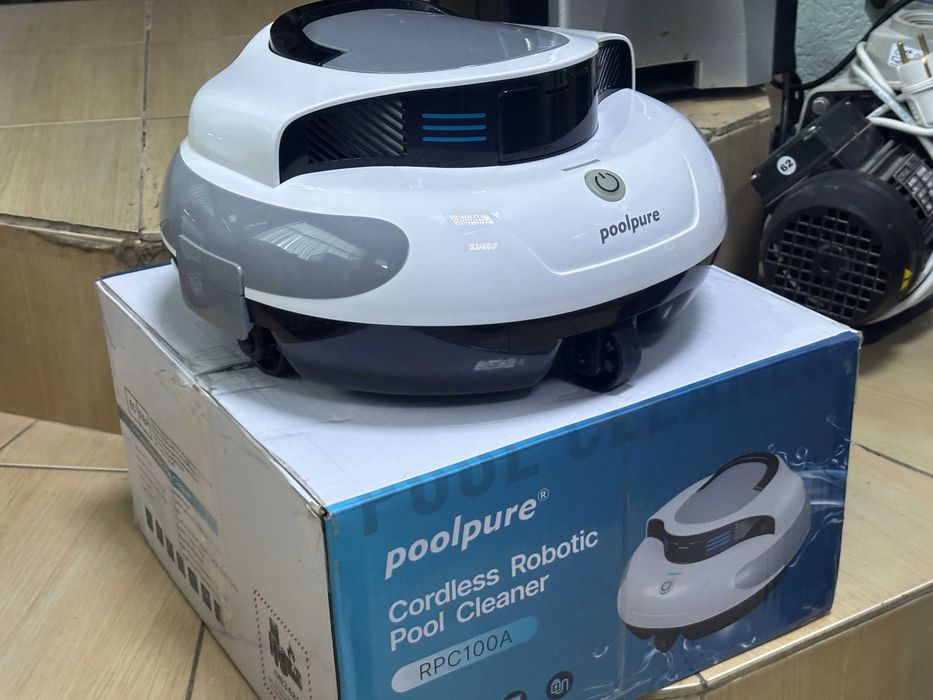 NEW робот-пылесос для бассейна Robotic Pool Vacuum Cleaner GERMANY