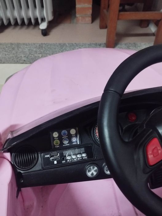 Carro criança a bateria cor de rosa