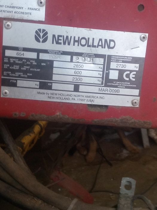 Prasa rolująca pasowa new holland