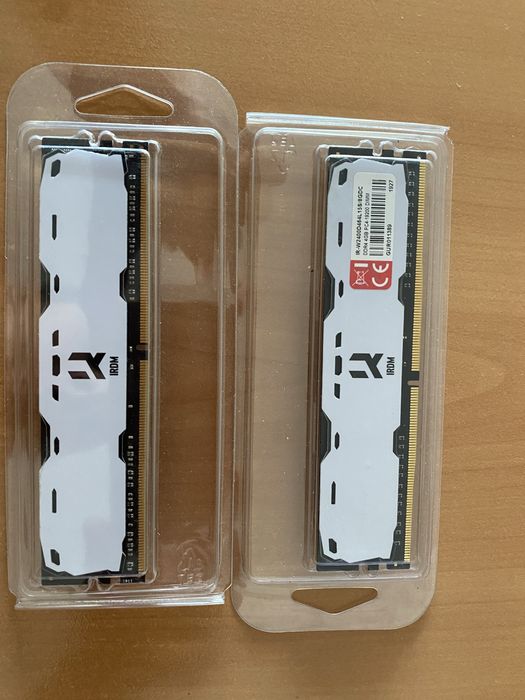 Оперативная память IRDM 2x4gb ddr4 2400MHz