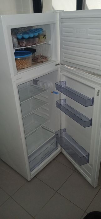 Frigorífico Semi-novo C FATURA e Garantia