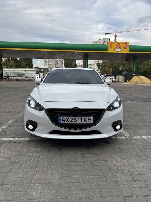 Продам мазда 3 .