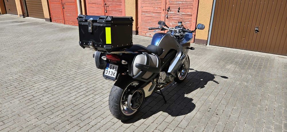 BMW F800ST motocykl turystyczny.