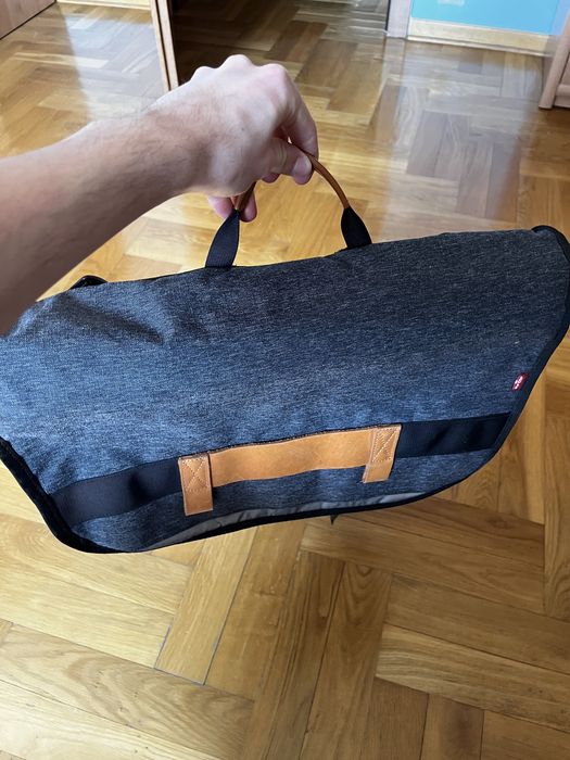 Torba na ramię/listonoszka Levis