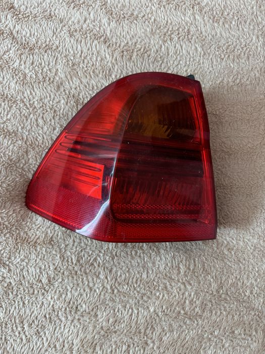 Продам задній ліхтар бмв є 91, 90