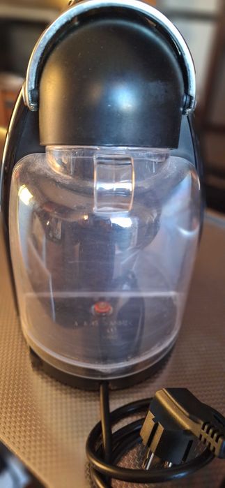 Máquina Café Nespresso/Krups Essenza