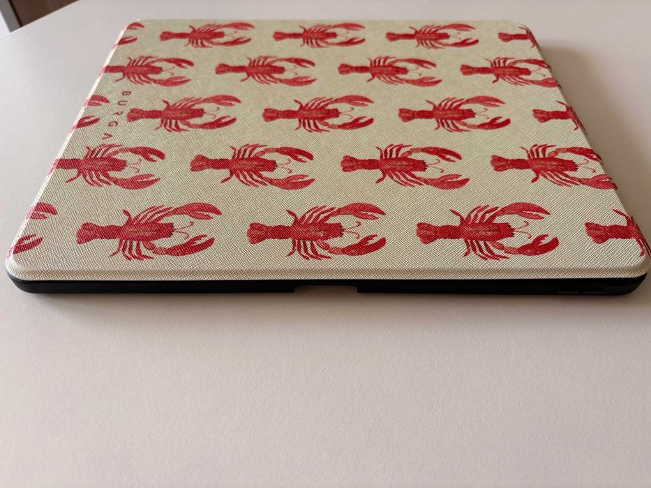 Capa iPad Air 13 polegadas - marca Burga - PRATICAMENTE NOVA