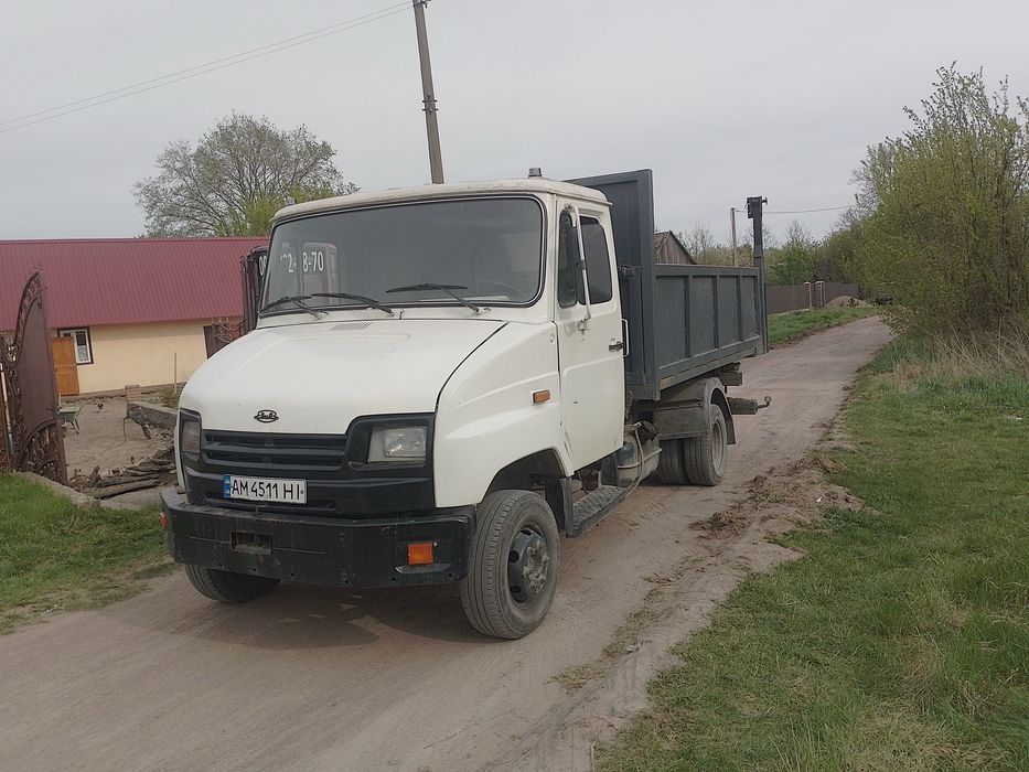 Послуги самоскида. Сміття щебінь пісок дрова