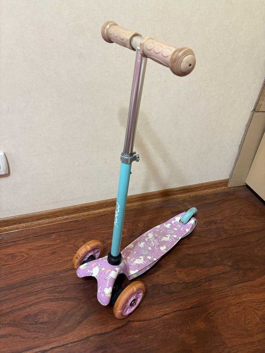 Продам детский Самокат Momi Weendy Purple unicorns