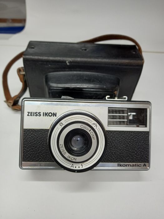 Máquina fotográfica Zeiss Ikon