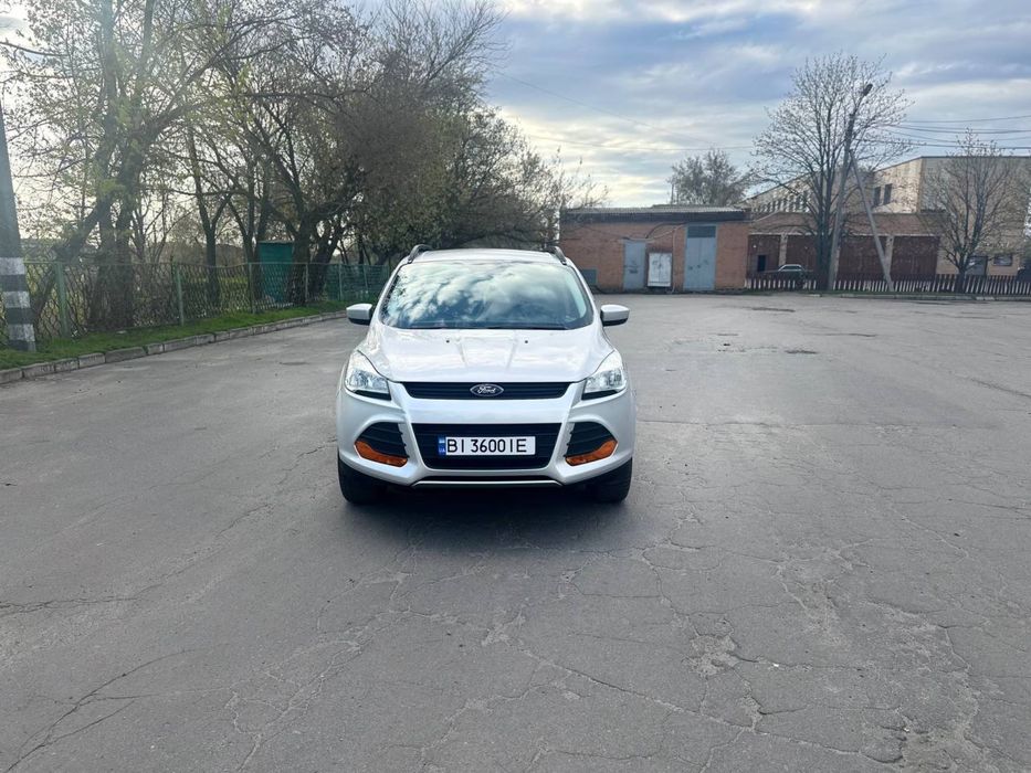 Авто Ford Escape 2016