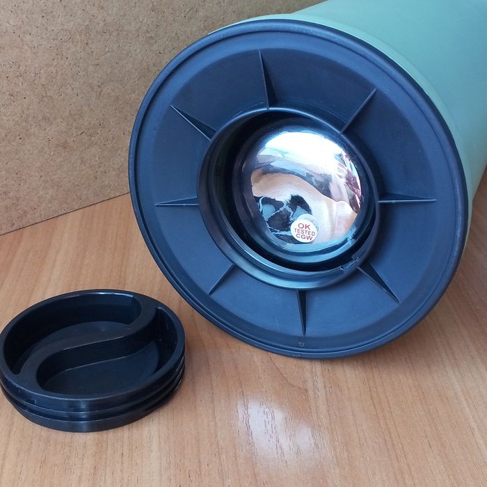 Термос 1,8 помповий, новий