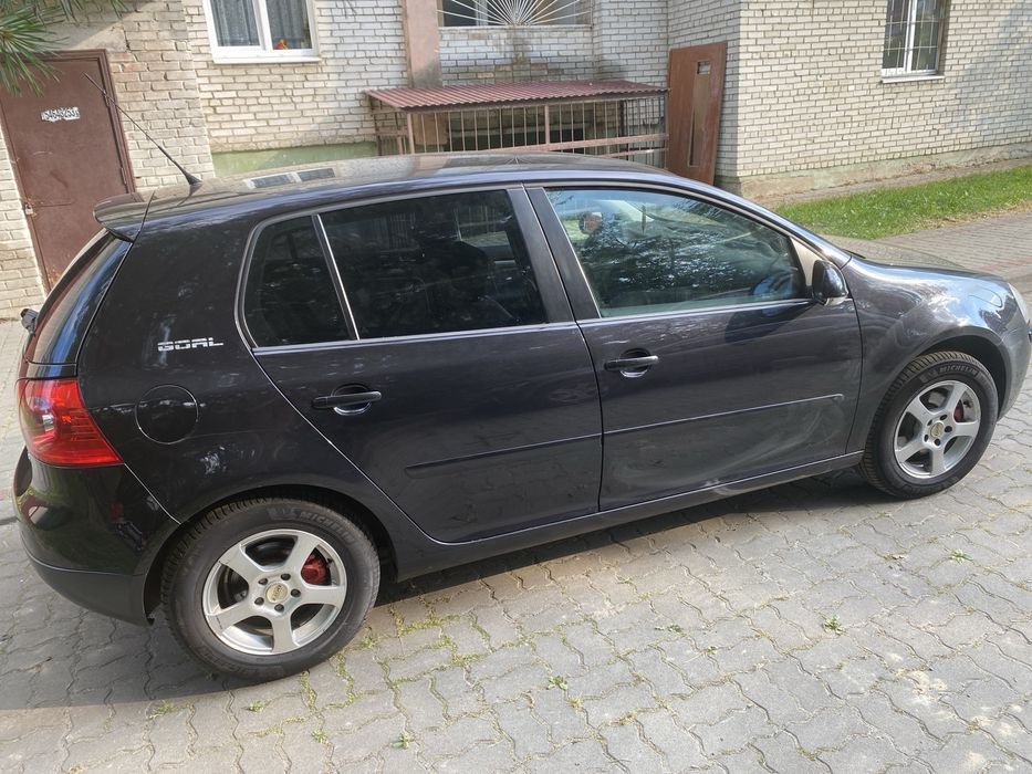 Гольф 5 2006 року