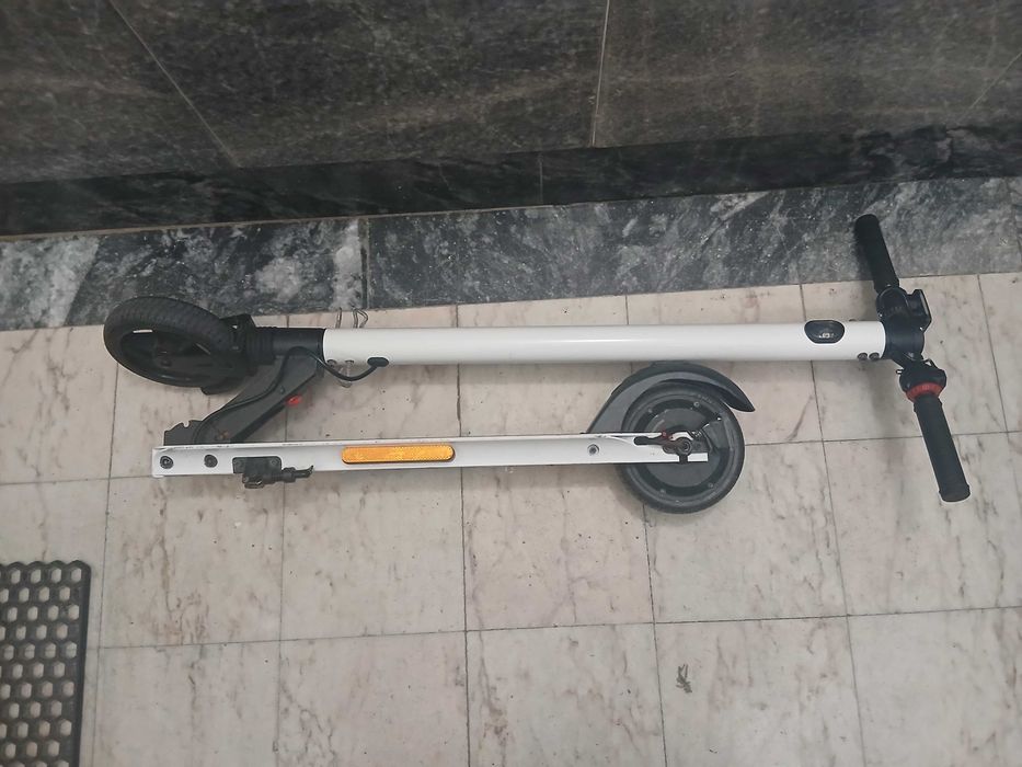 Trotinete com defeito