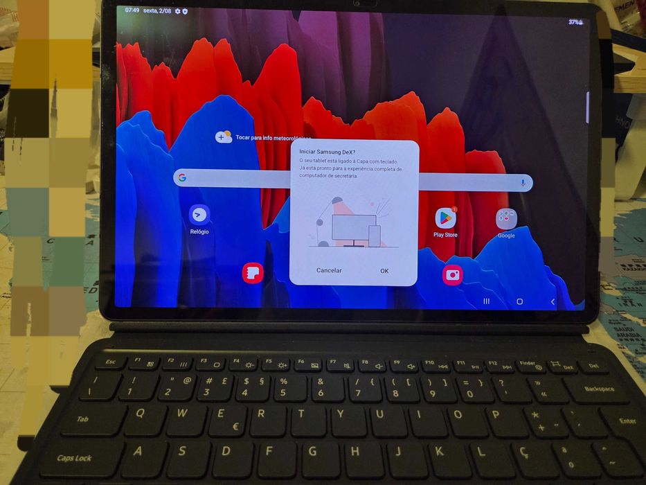 Samsung Galaxy Tab S7+ 256GB com teclado