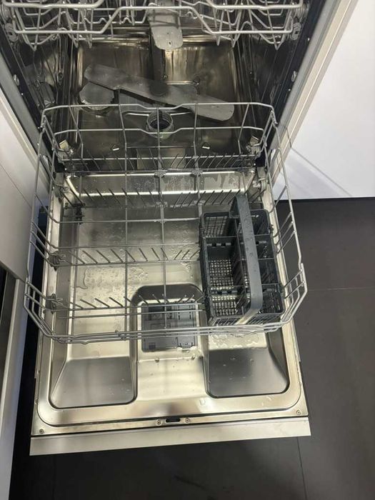 Máquina de lavar loiça Beko DIN35320 de encastrar