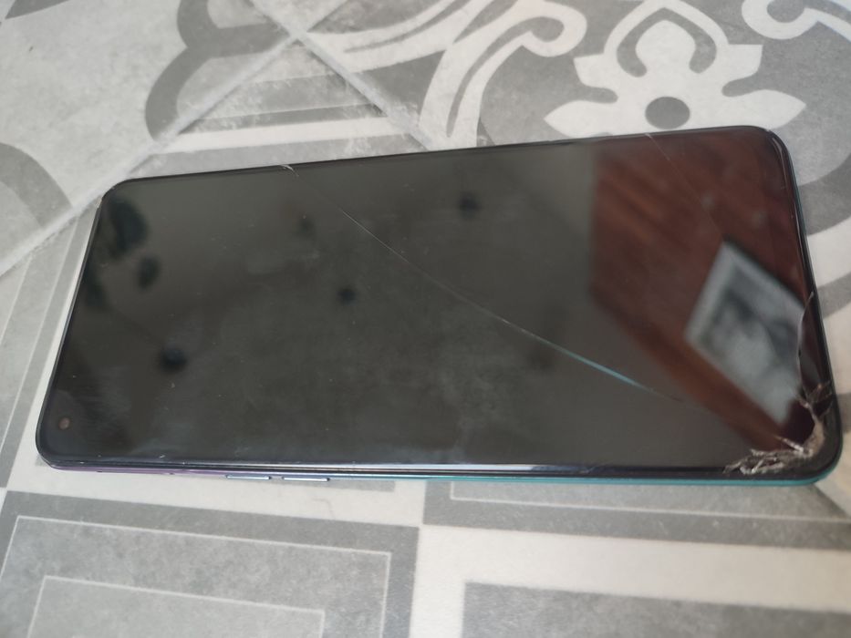 Rozbity telefon oppo