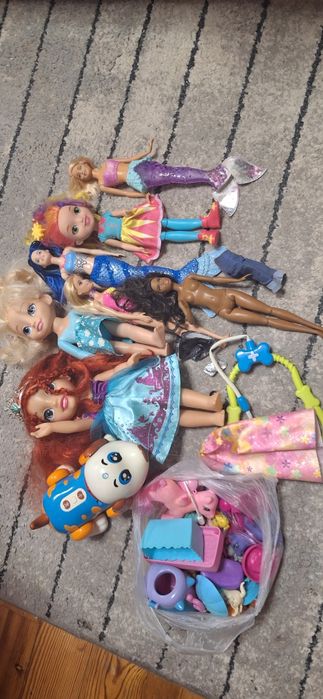 Lalki Barbie i inne