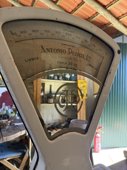 Balança Antiga - a funcionar