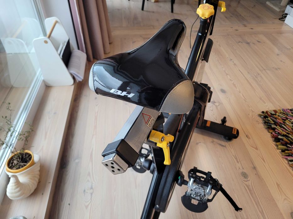 Rower spinningowy treningowy Duke Electronic BH Fitness