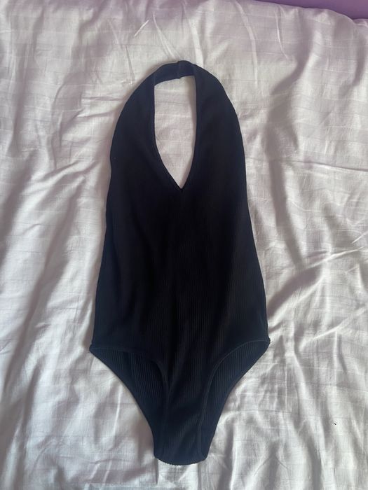 Body bez pleców