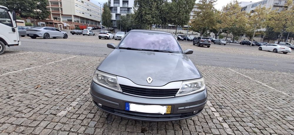 Renault Laguna 1.9 dCi Privilège – 2002 | Cinzento — photo 3