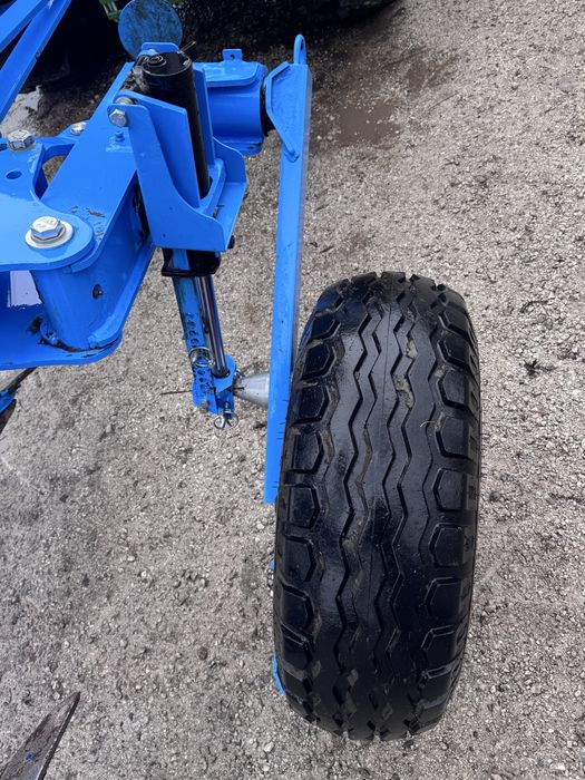 Плуг Lemken Juwel 6 3+1