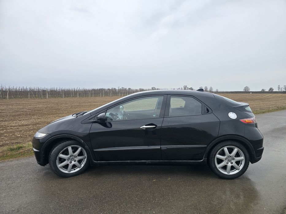 Honda Civic Ufo Rawa Mazowiecka • OLX.pl