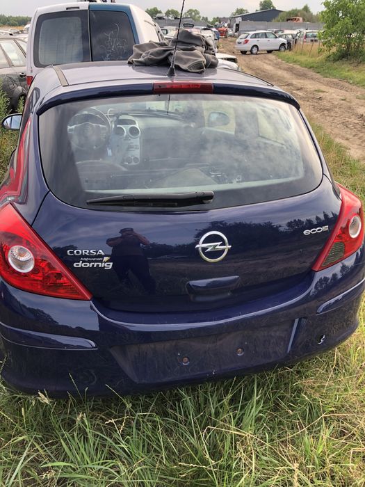 Klapa bagażnika tył tylna Opel Corsa D 3D Z20Z