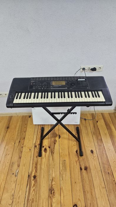 Yamaha psr 520 клавіші піано синтезатор