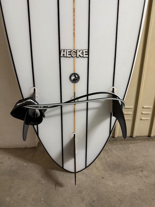 Prancha de surf FrusSurf Hutsa 6'10'' x 22 1/2'' x 3 1/4'' Volumen: 53,9 litros