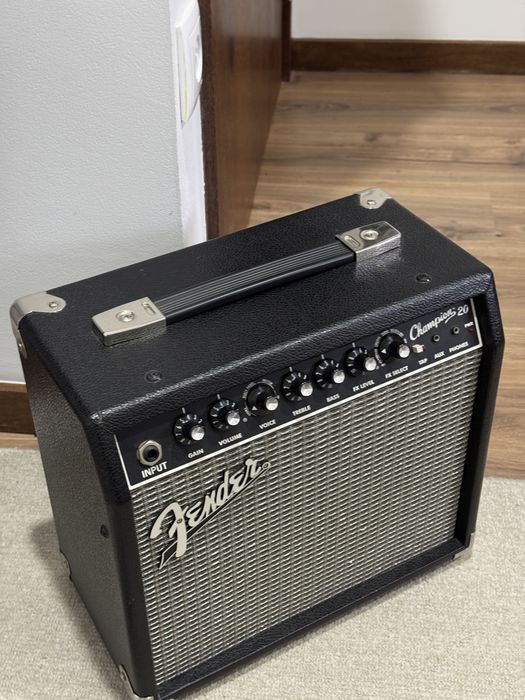Amplificador Fender Champion 20