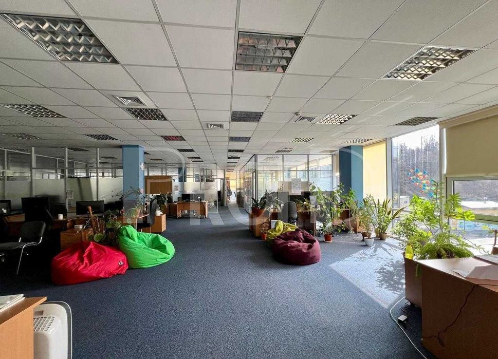 Комерційна нерухомість за адресою вул. Нововокзальна (площа 3675 м²) - Atlanta.ua - фото 2