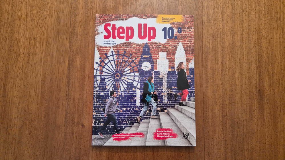 Vendo Dossier do Professor e Manual de Inglês STEP UP, 10º Ano - NOVO!