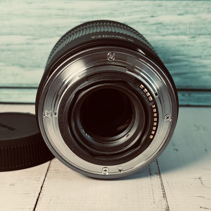 Objetiva Canon RF 24-105mm