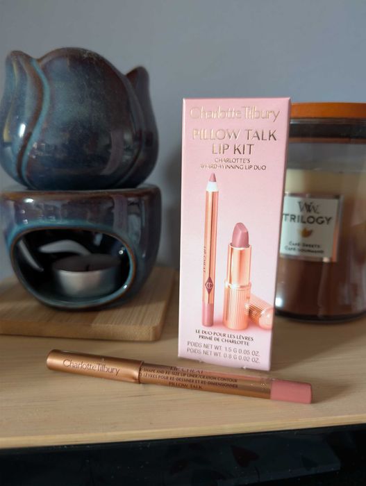 Charlotte Tilbury kredka do ust