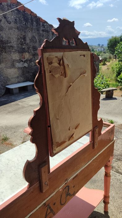 Toucador Antigo com Pedra Mármore