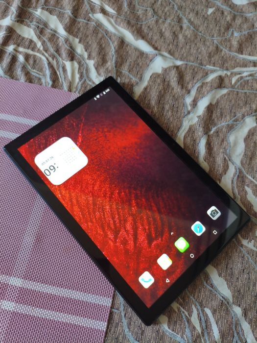 Планшет Samsung в хорошем состоянии