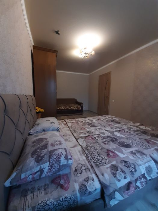 Подобово квартира з ремонтом від власника в м.Коростень Житомирської
