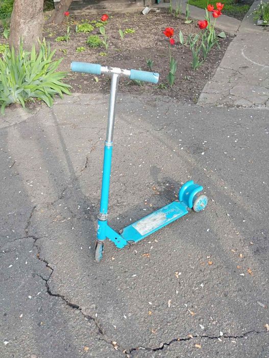 Самокат дитячий колеса світяться