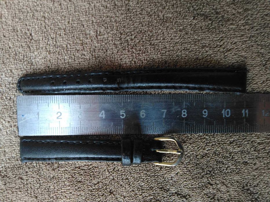 Женский чёрный кожаный ремешок для часов