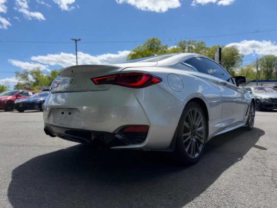 Infiniti Q60      2018