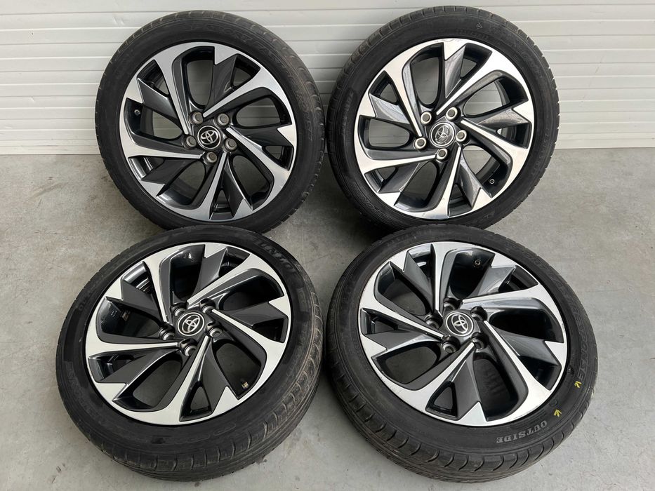 Koła felgi Toyota Auris II 7J ET50 17" 42/611-02L90
