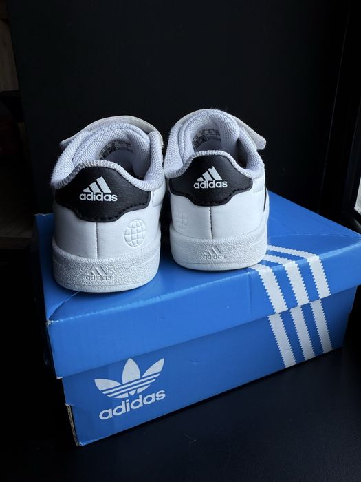Кросівки Adidas оригінал