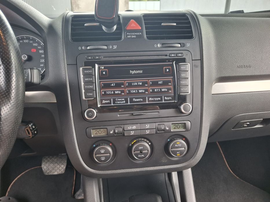 Продам власне авто Volkswagen GOLF 5