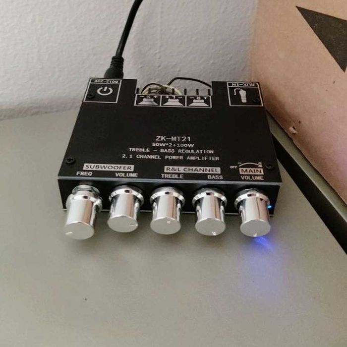 Крутий підсилювач потужності звуку - усилитель звука 2.1 канала 200 Вт