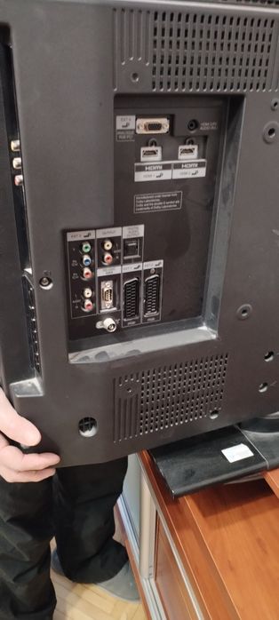 Телевізор Шарп LC-32DH65E на запчастини